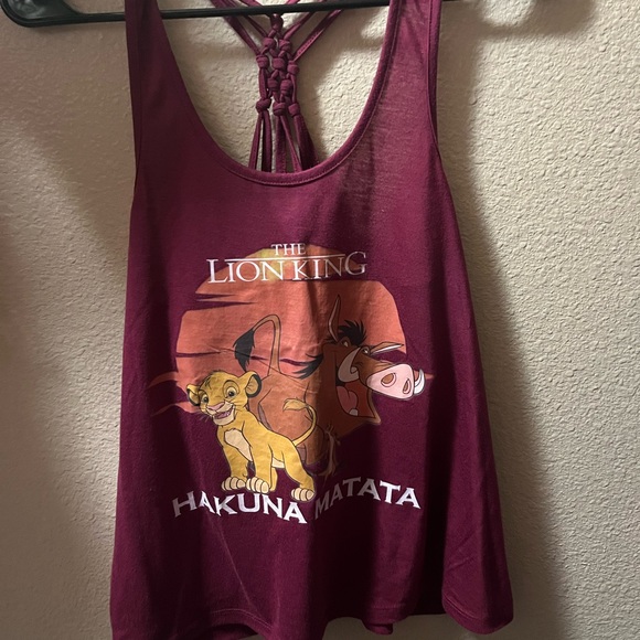 Lion king tank top - Picture 3 of 3
